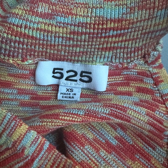 Y2K 525 Ribbed Knit Rayon/Nylon Fitted Halter-Neck Self-Tie Wrap Hem Top - Picture 4 of 5